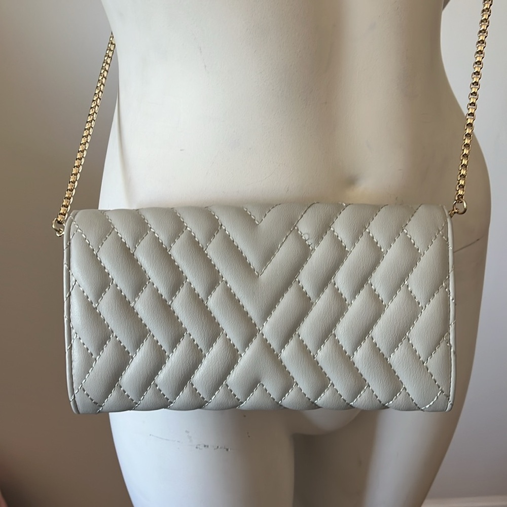 Zara Silver Gold Robe Chain Quilted
Crossbody Bag - Picture 6 of 10